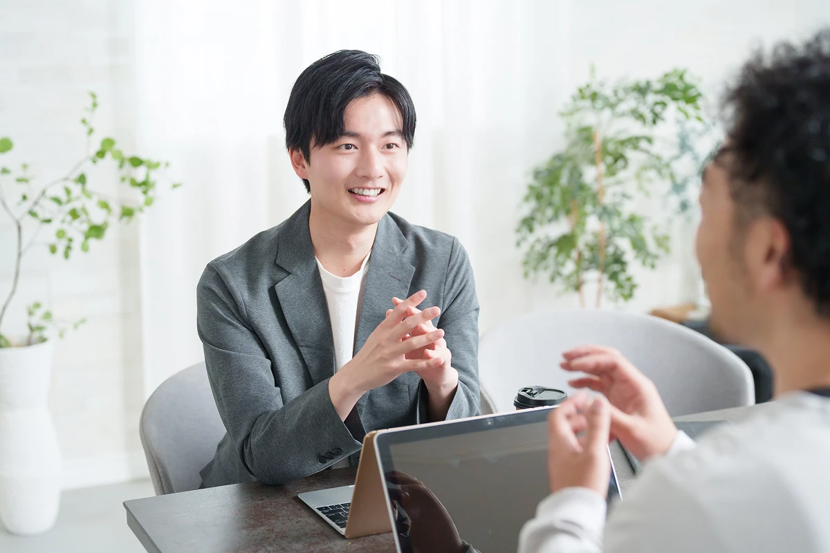 就職活動に取り組む利用者の様子
